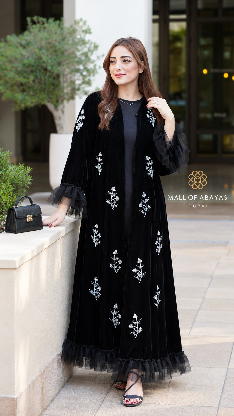 Black Velvet Floral Embroidered Abaya - 092653