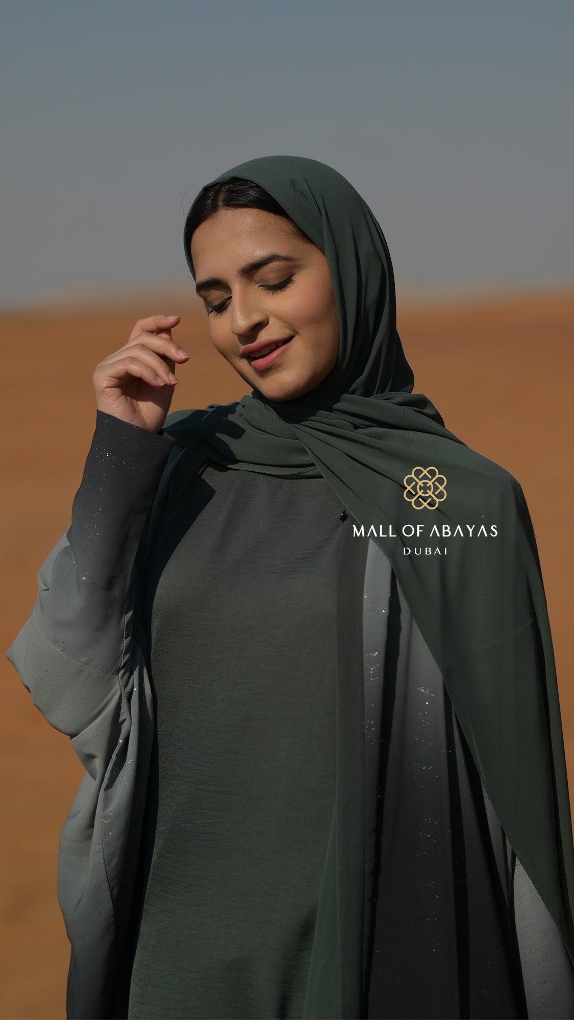 Deep Olive Embellished Abaya - 092634