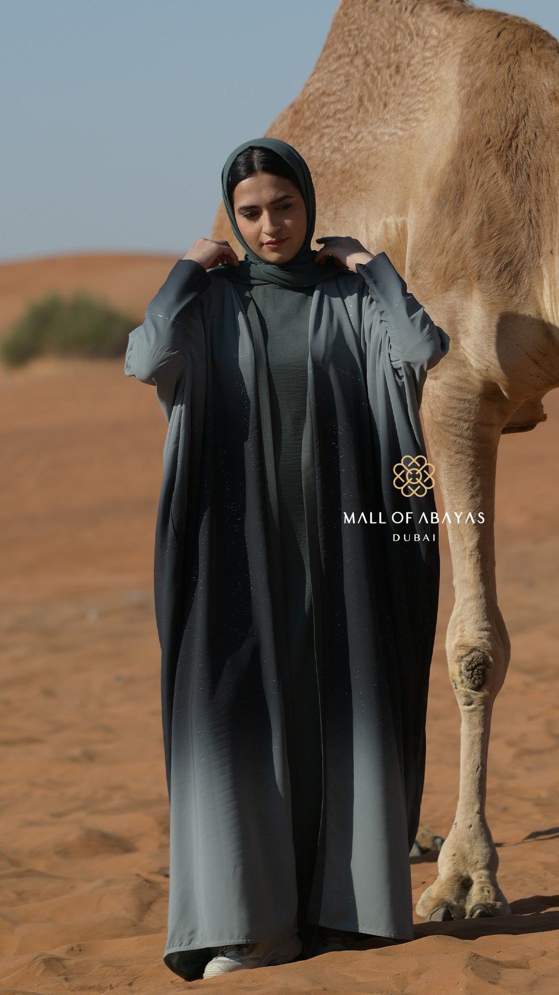 Deep Olive Embellished Abaya - 092634