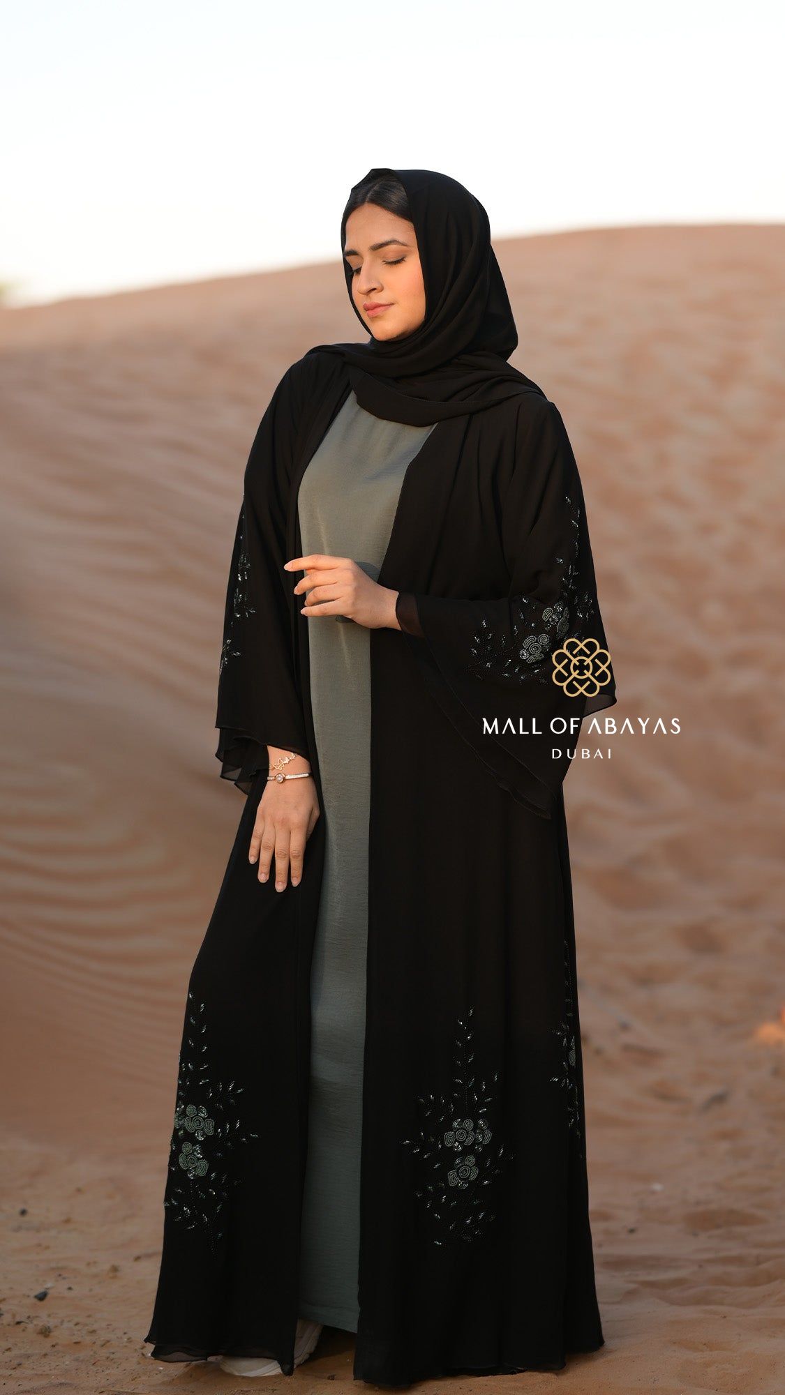 Black Floral Embellished Layered Abaya Set - 092638