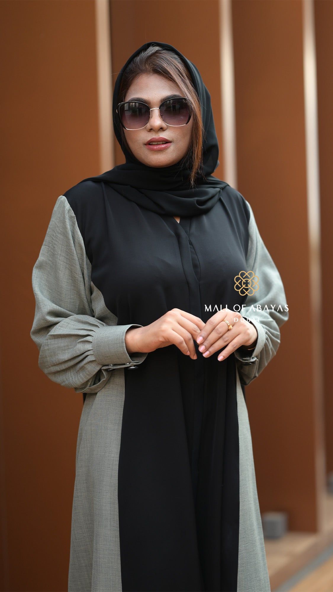 Black &amp; Grey Statement Sleeve Abaya 092646