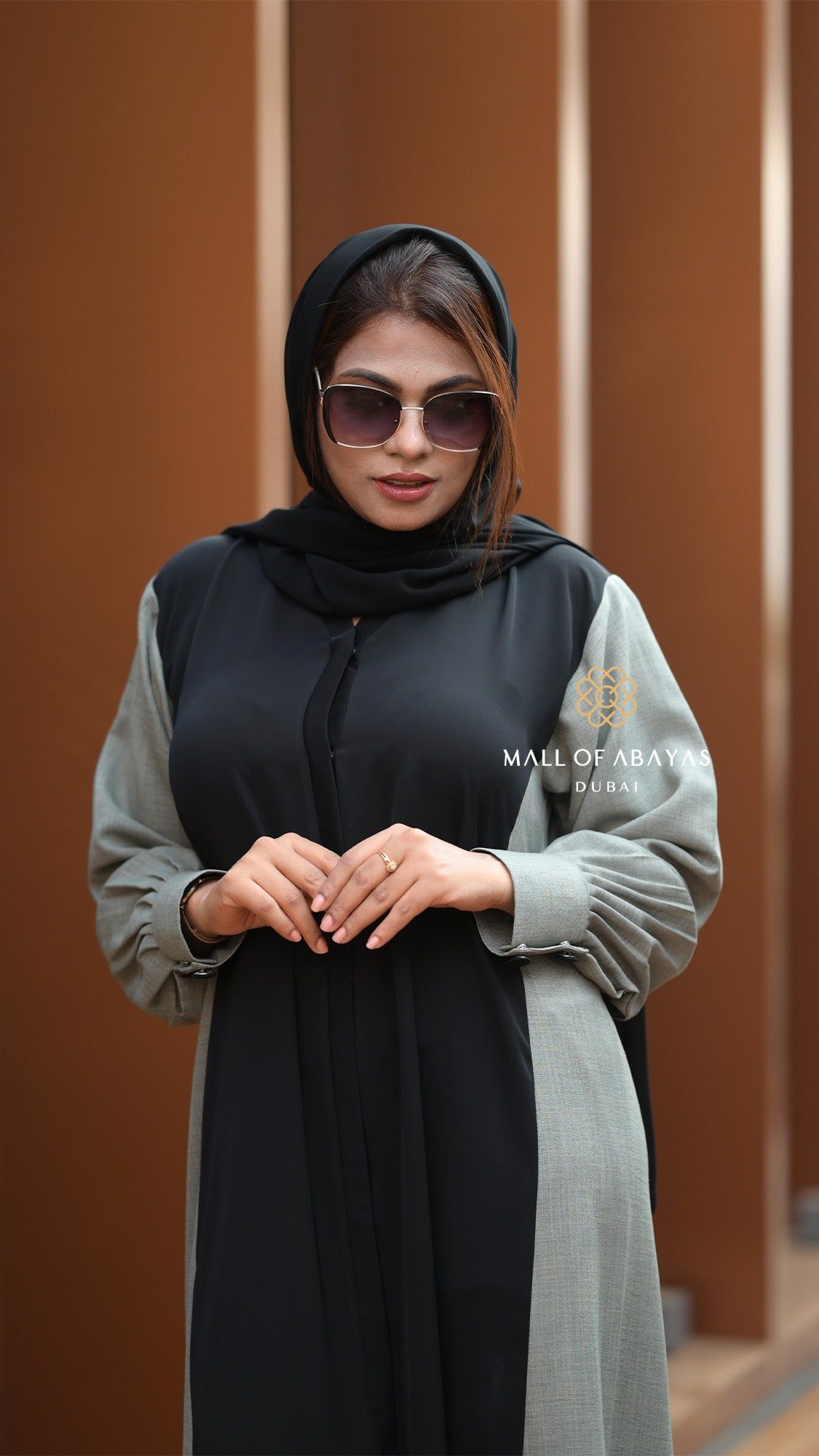 Black &amp; Grey Statement Sleeve Abaya 092646