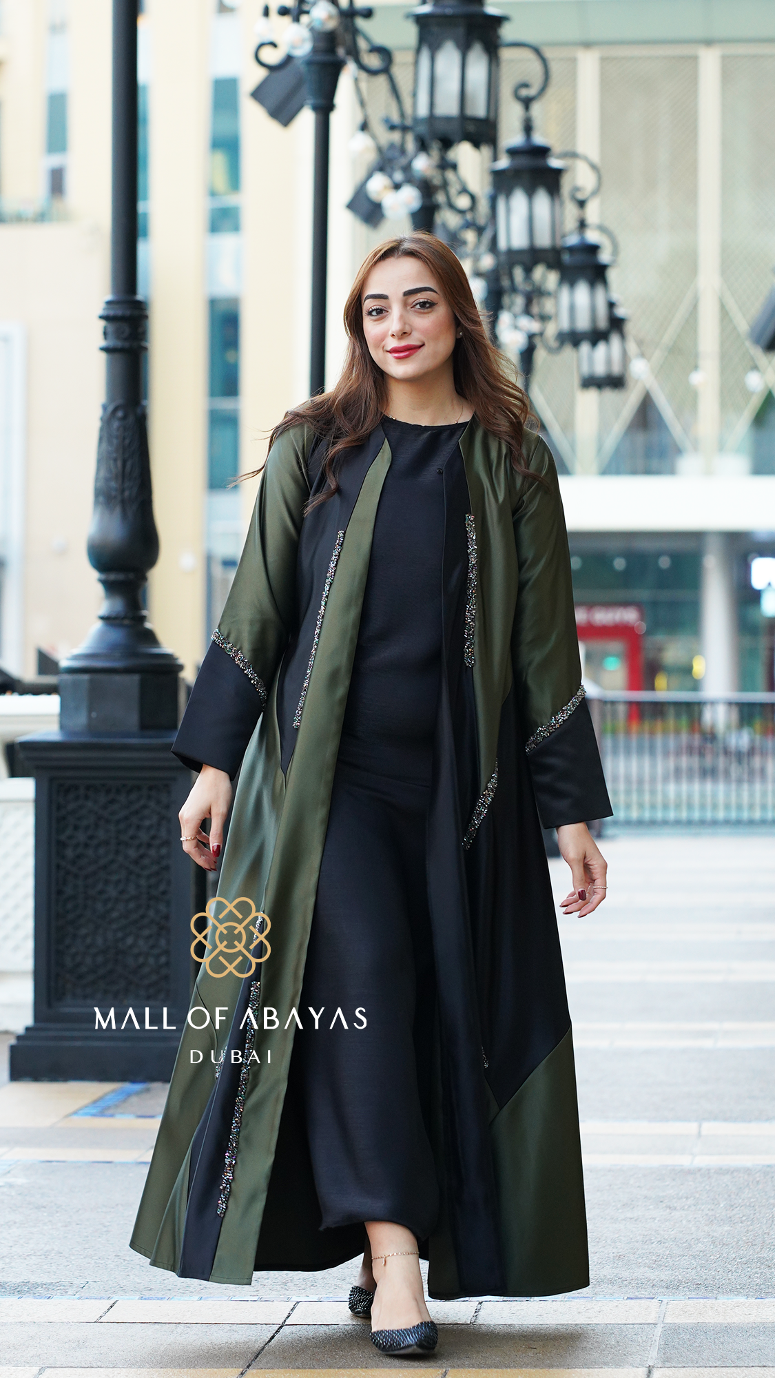 Olive & Black Embellished Panel Abaya Set - 092658
