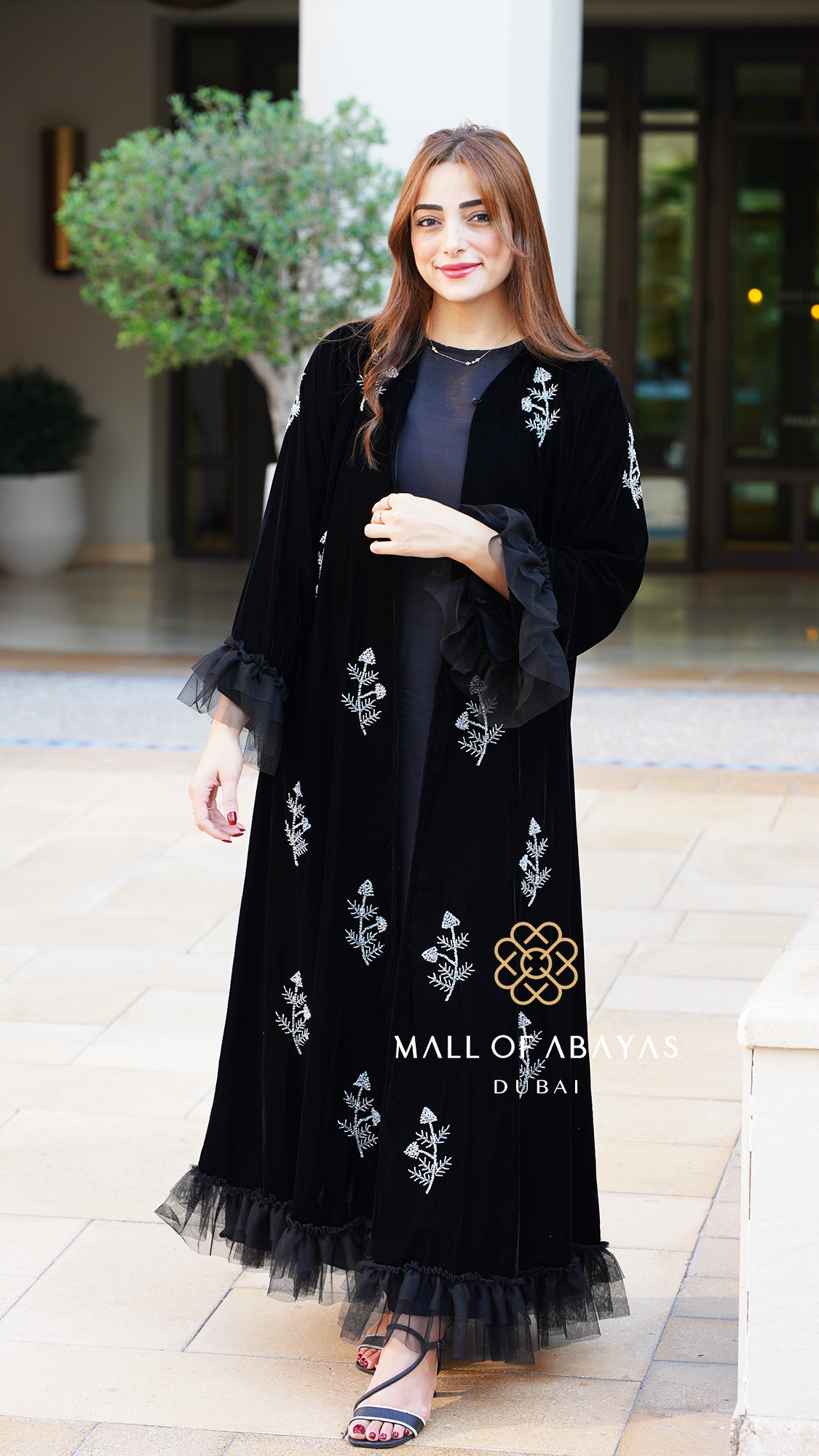 Black Velvet Floral Embroidered Abaya - 092653
