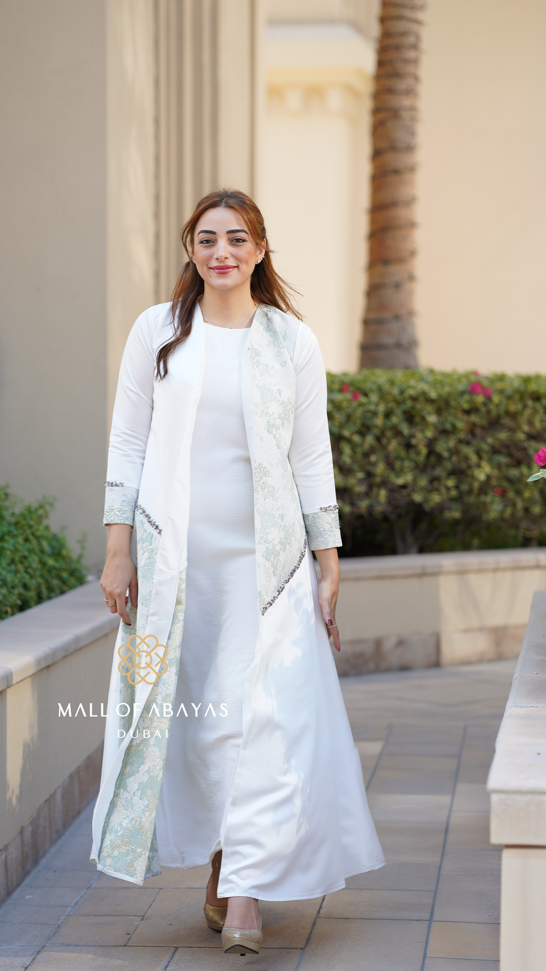 Ivory Blue Floral Panel Abaya - 092655