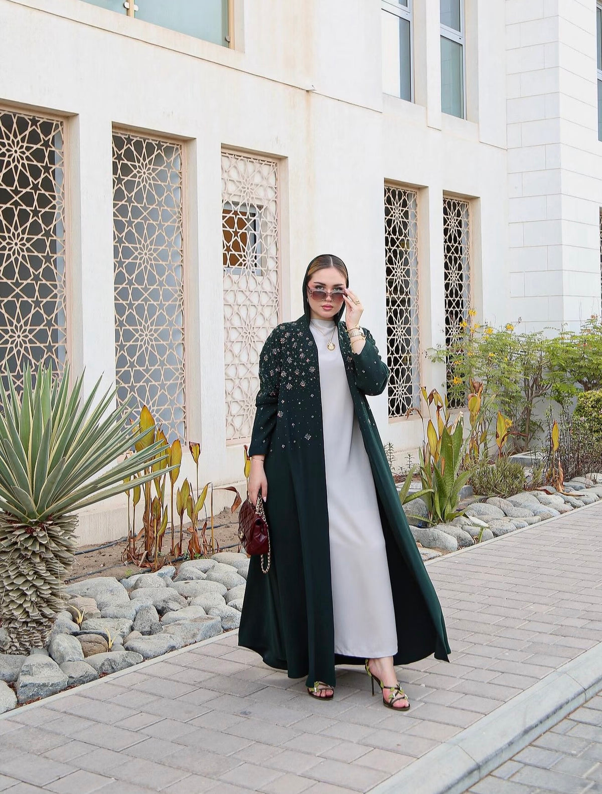 Emerald Green Floral Embellished Open Abaya - 0926118