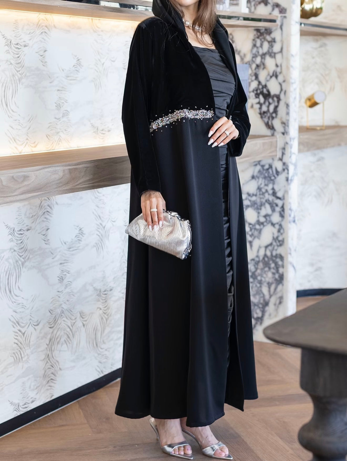 Black Crystal-Band Open Abaya - 0926132