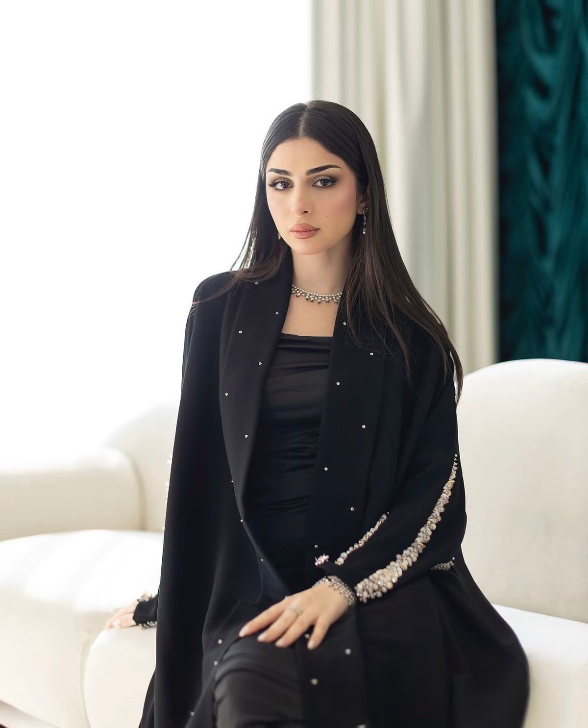 Black Pearl &amp; Crystal Trim Open-Front Abaya - 0926129