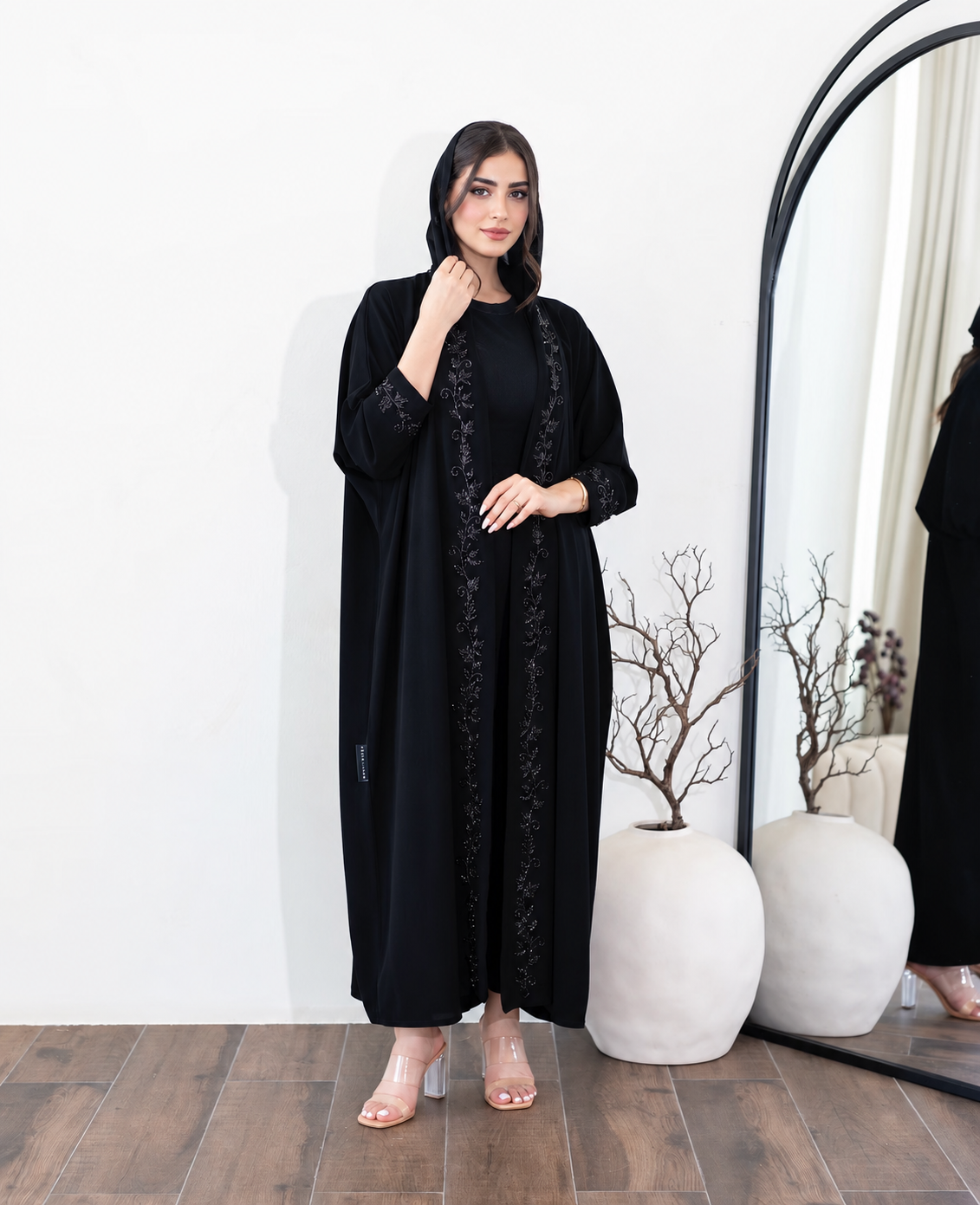 Black Floral Embroidered Open Abaya - 0926146
