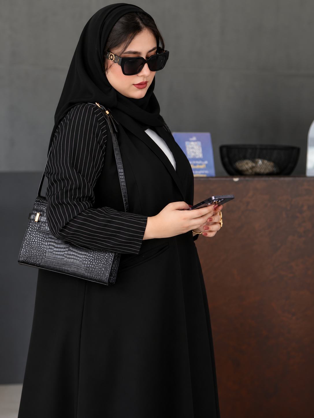 Black Pinstripe Sleeve Blazer Abaya 0926190