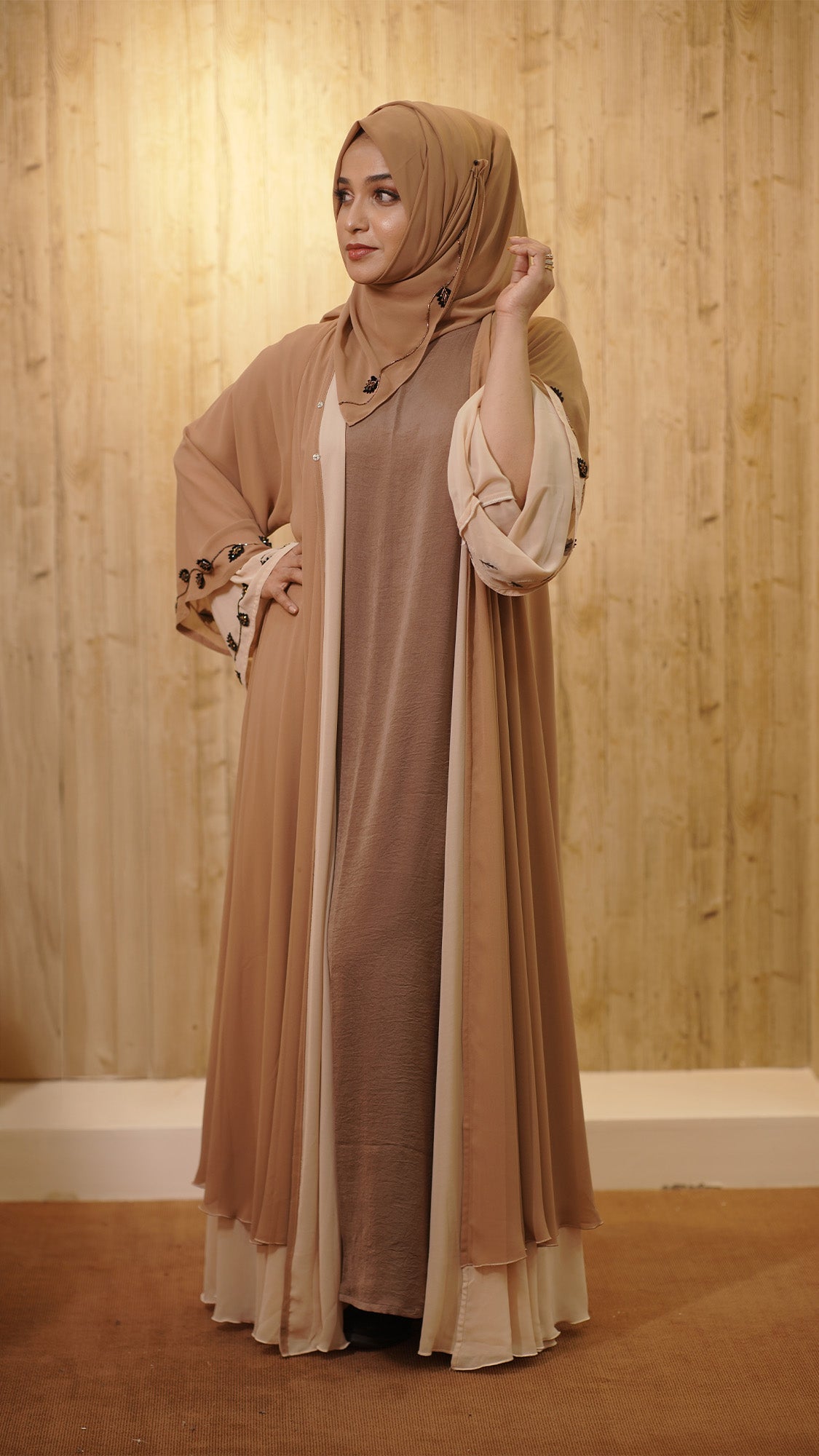 Mocha Layered Abaya Set with Floral-Embroidered Sleeves - 092693