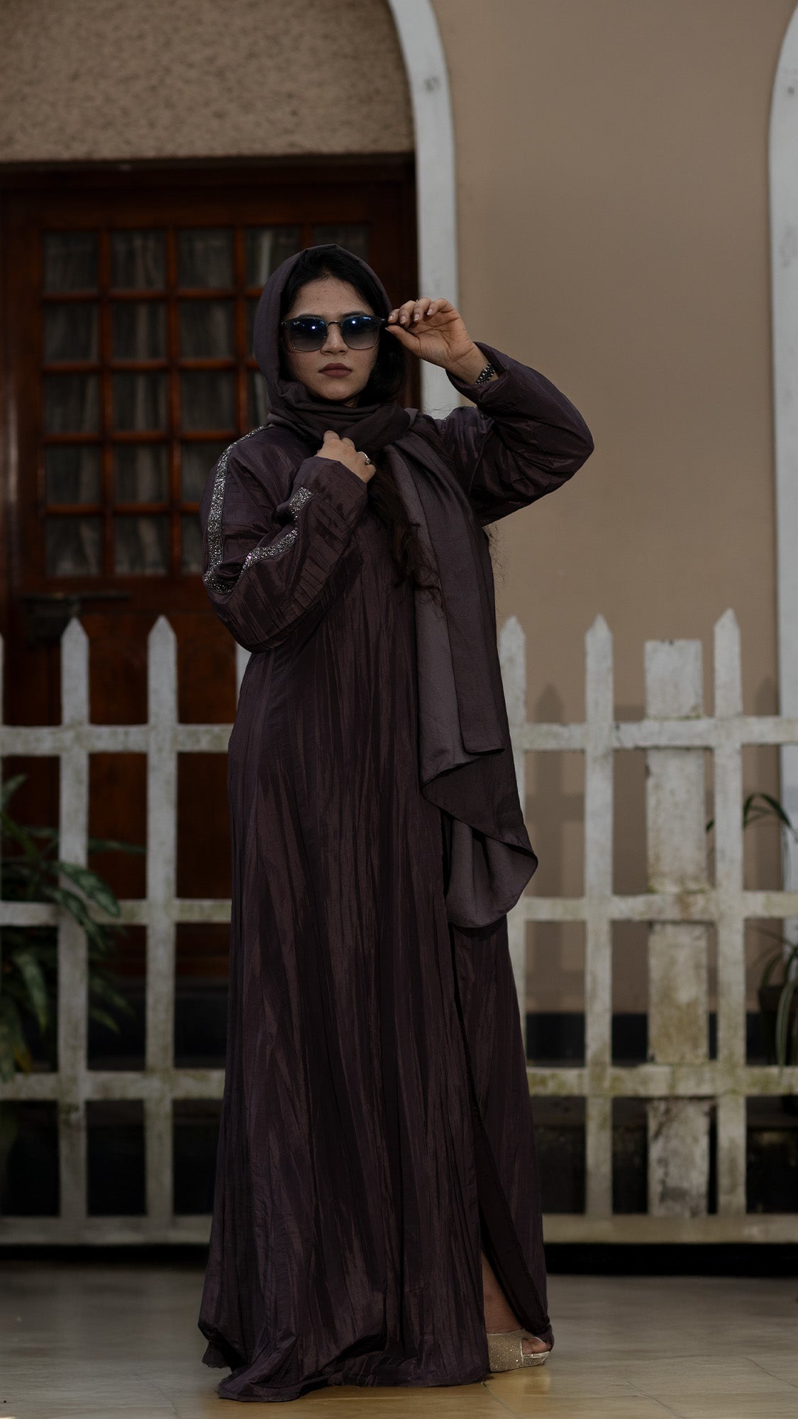 Mocha Brown Embellished Textured Abaya Set - 092664