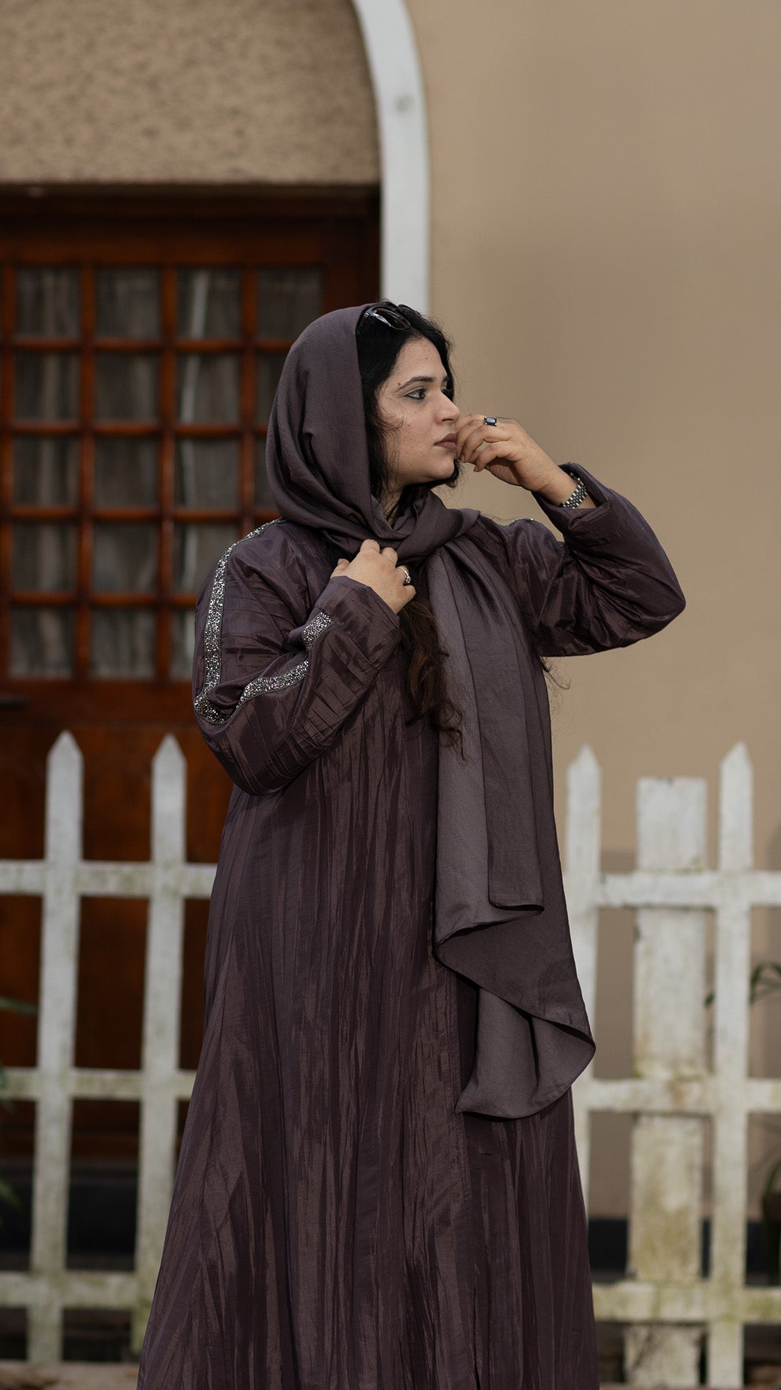 Mocha Brown Embellished Textured Abaya Set - 092664
