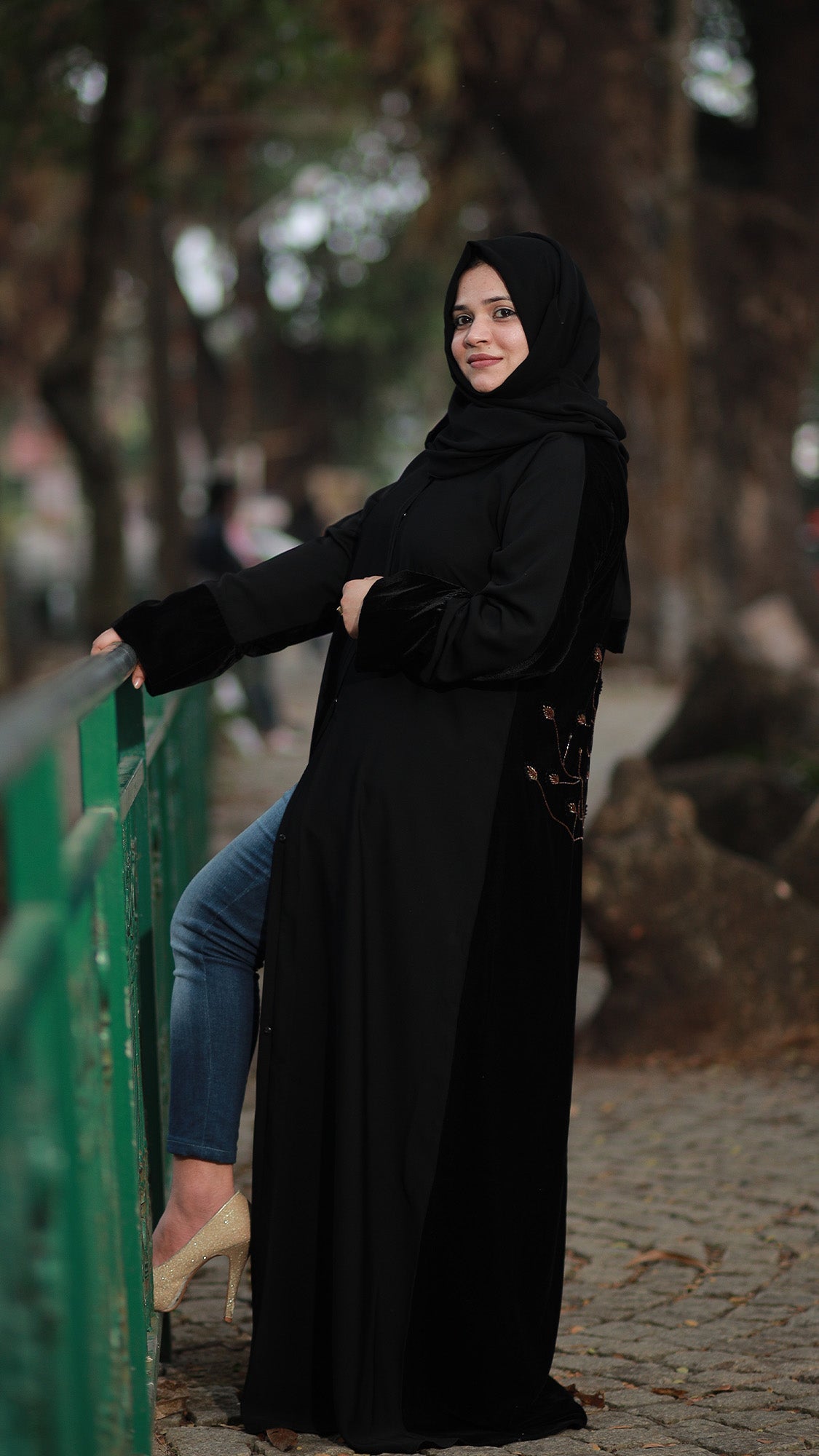 Black Velvet Cuff Embroidered Abaya Set - 092666