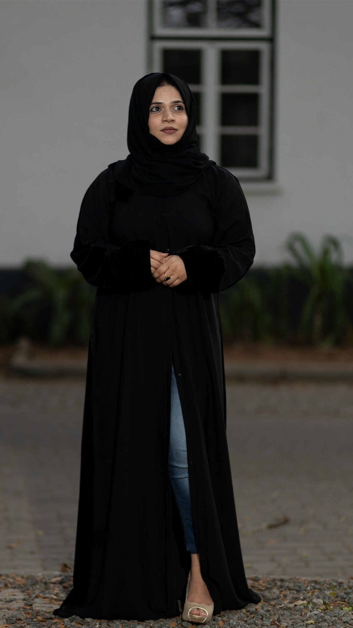 Black Velvet Cuff Embroidered Abaya Set - 092666